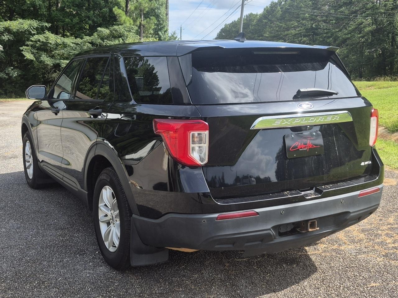 Ford Explorer Base AWD 2021