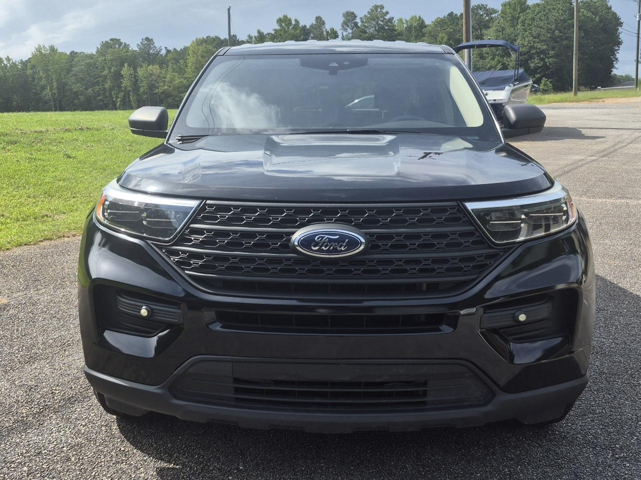 Ford Explorer Base AWD 2021