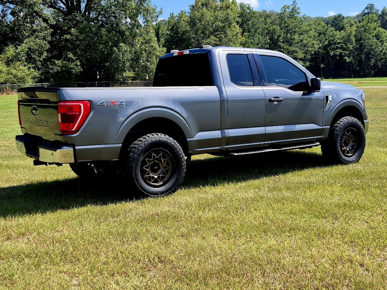 Ford F-150 XLT SuperCab 6.5-ft. Bed 4WD 2023