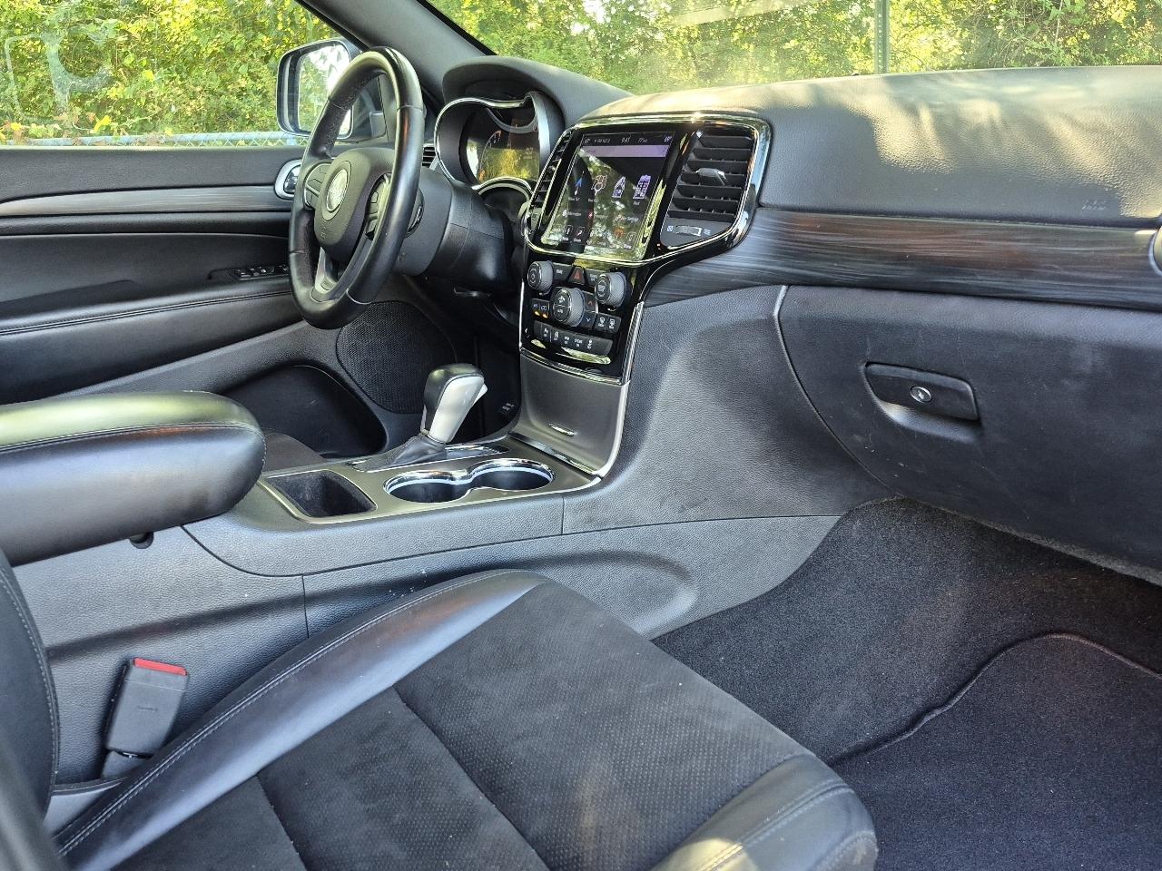 Jeep Grand Cherokee Laredo 2WD 2019