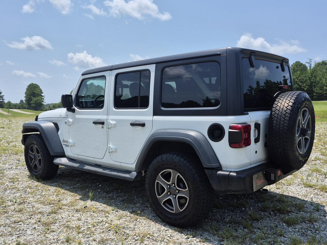 Jeep Wrangler Unlimited Sport 2019
