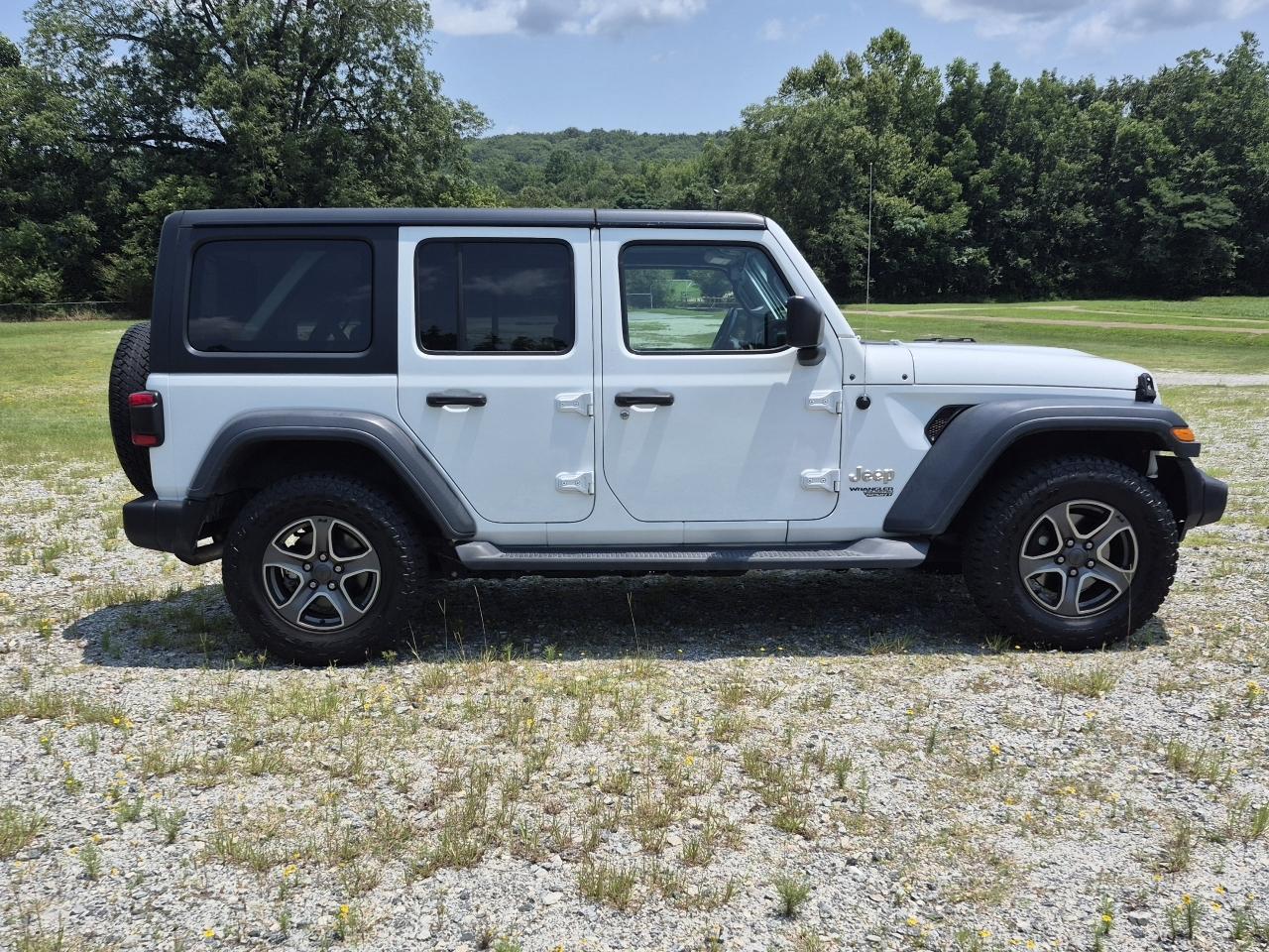 Jeep Wrangler Unlimited Sport 2019