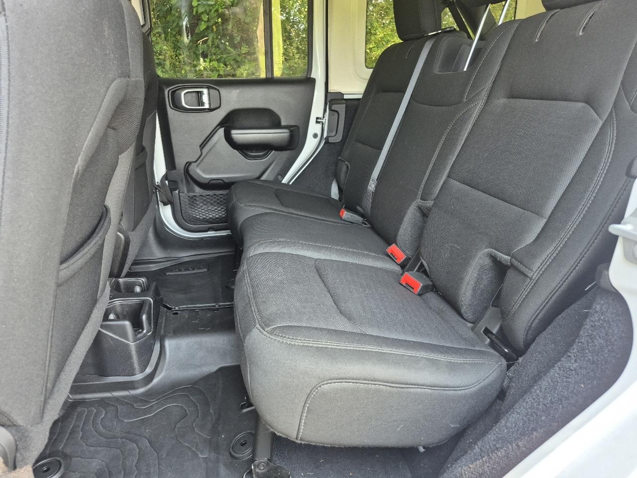 Jeep Wrangler Unlimited Sport 2019