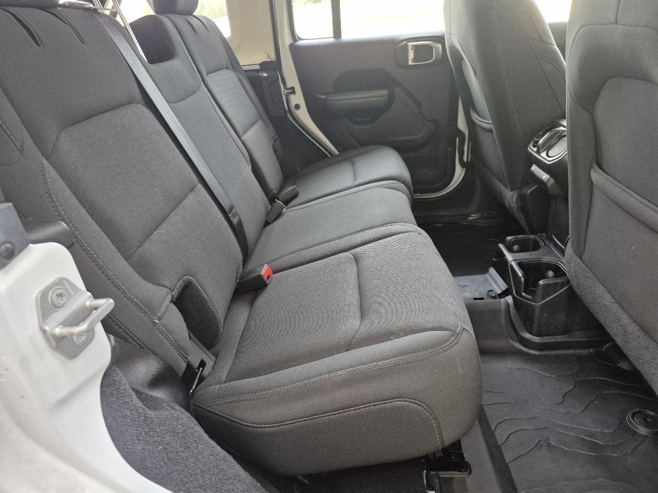 Jeep Wrangler Unlimited Sport 2019