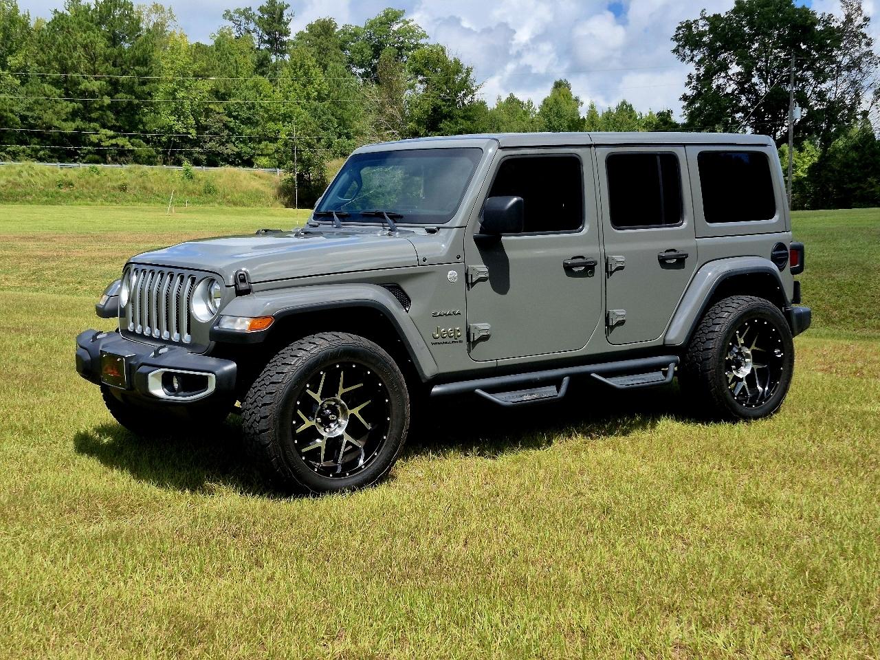 Jeep Wrangler Unlimited Sahara 4D SUV 4WD 2023