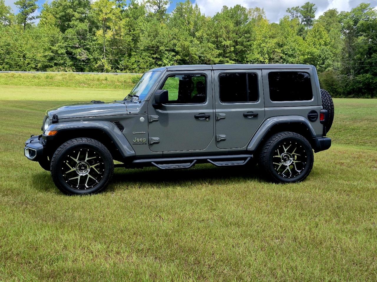 Jeep Wrangler Unlimited Sahara 4D SUV 4WD 2023