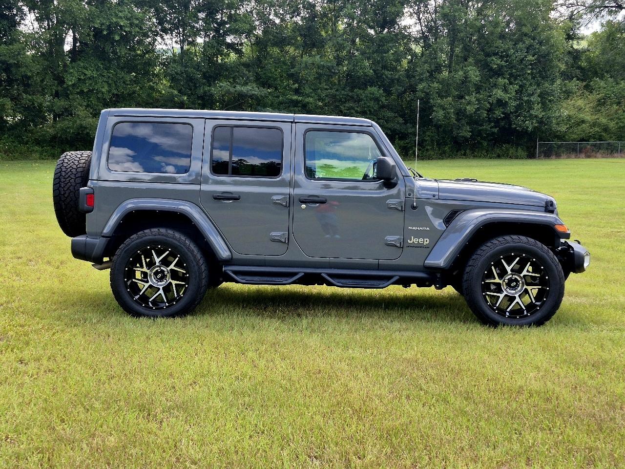 Jeep Wrangler Unlimited Sahara 4D SUV 4WD 2023
