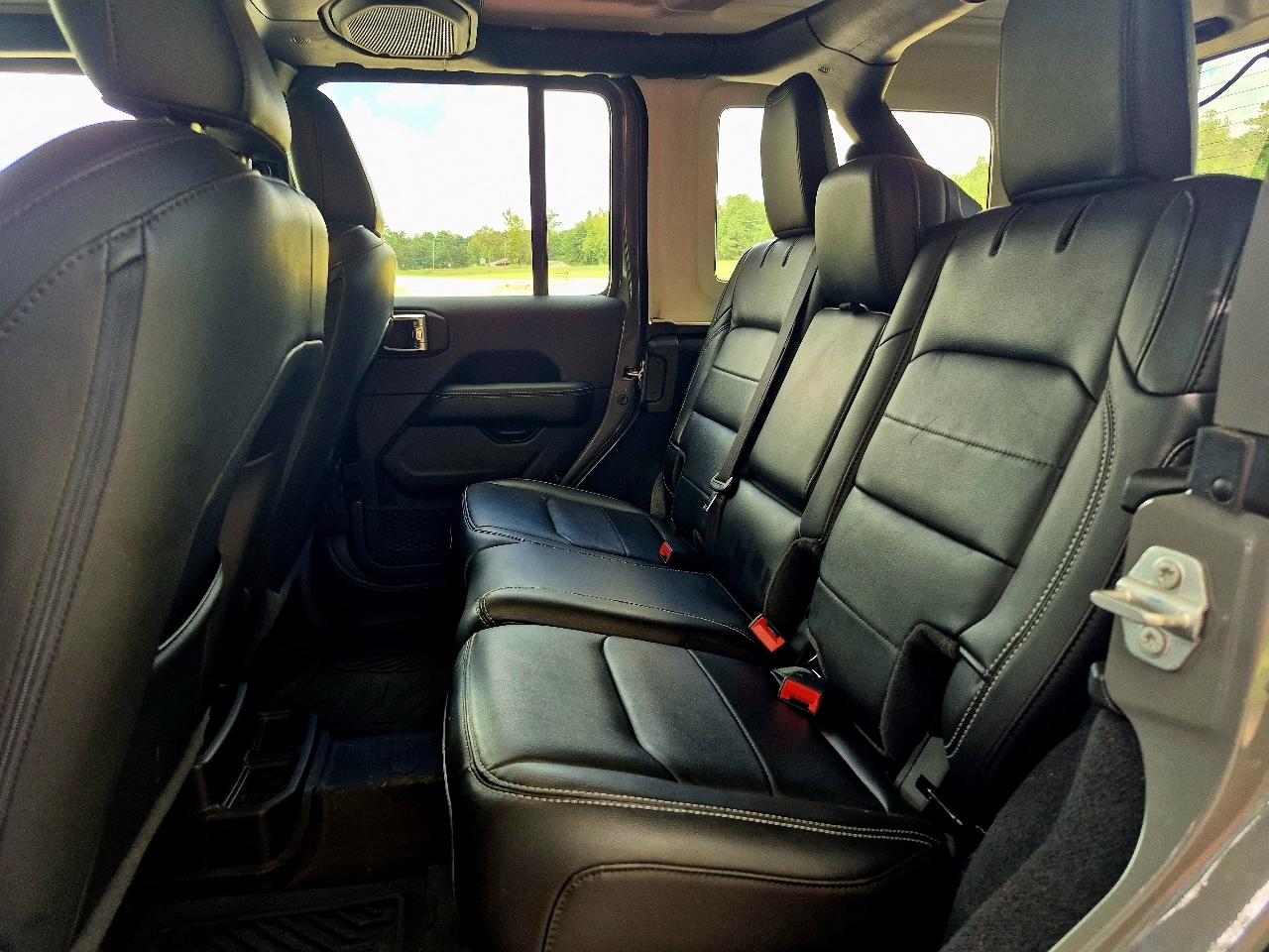 Jeep Wrangler Unlimited Sahara 4D SUV 4WD 2023