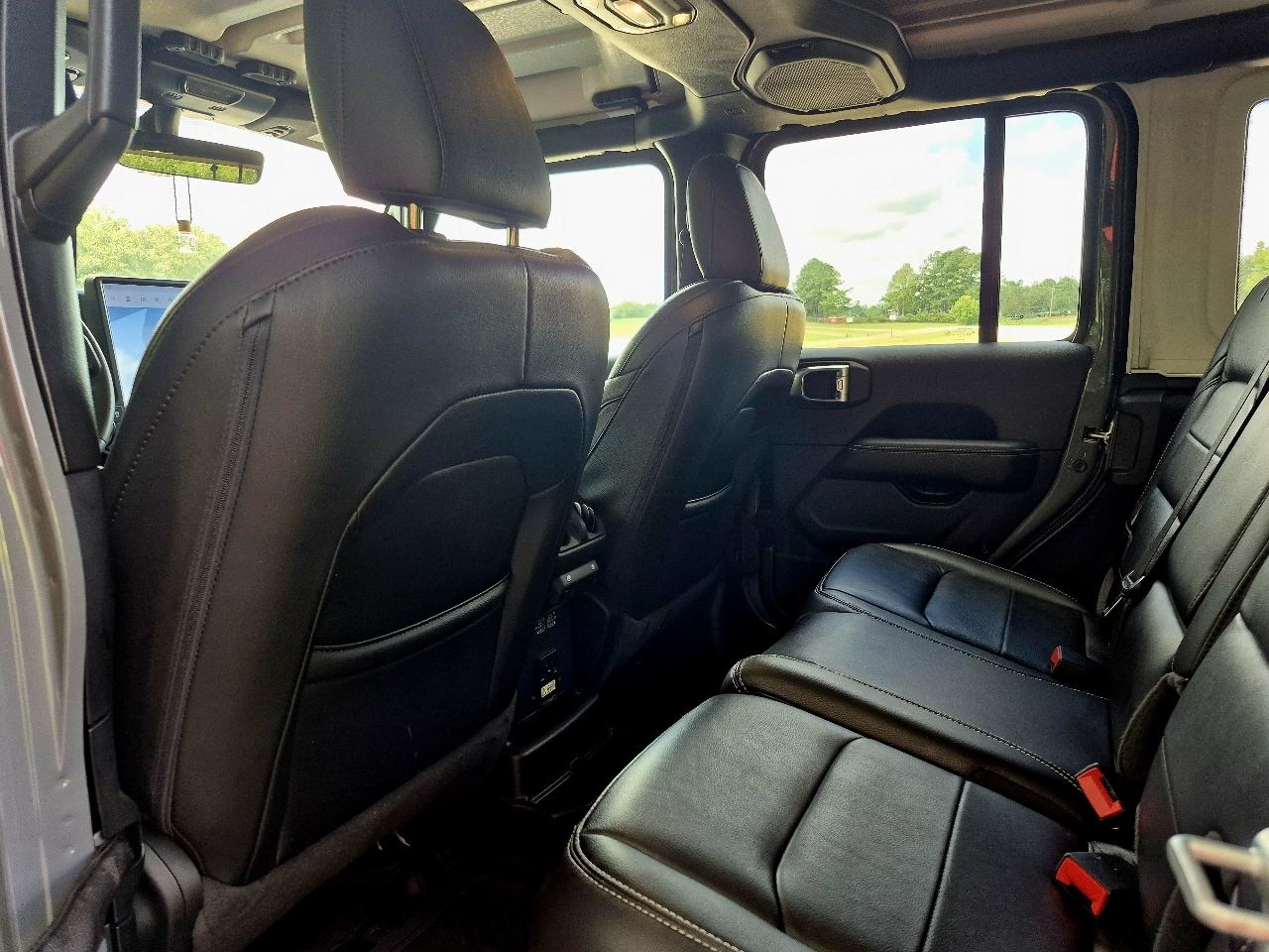 Jeep Wrangler Unlimited Sahara 4D SUV 4WD 2023