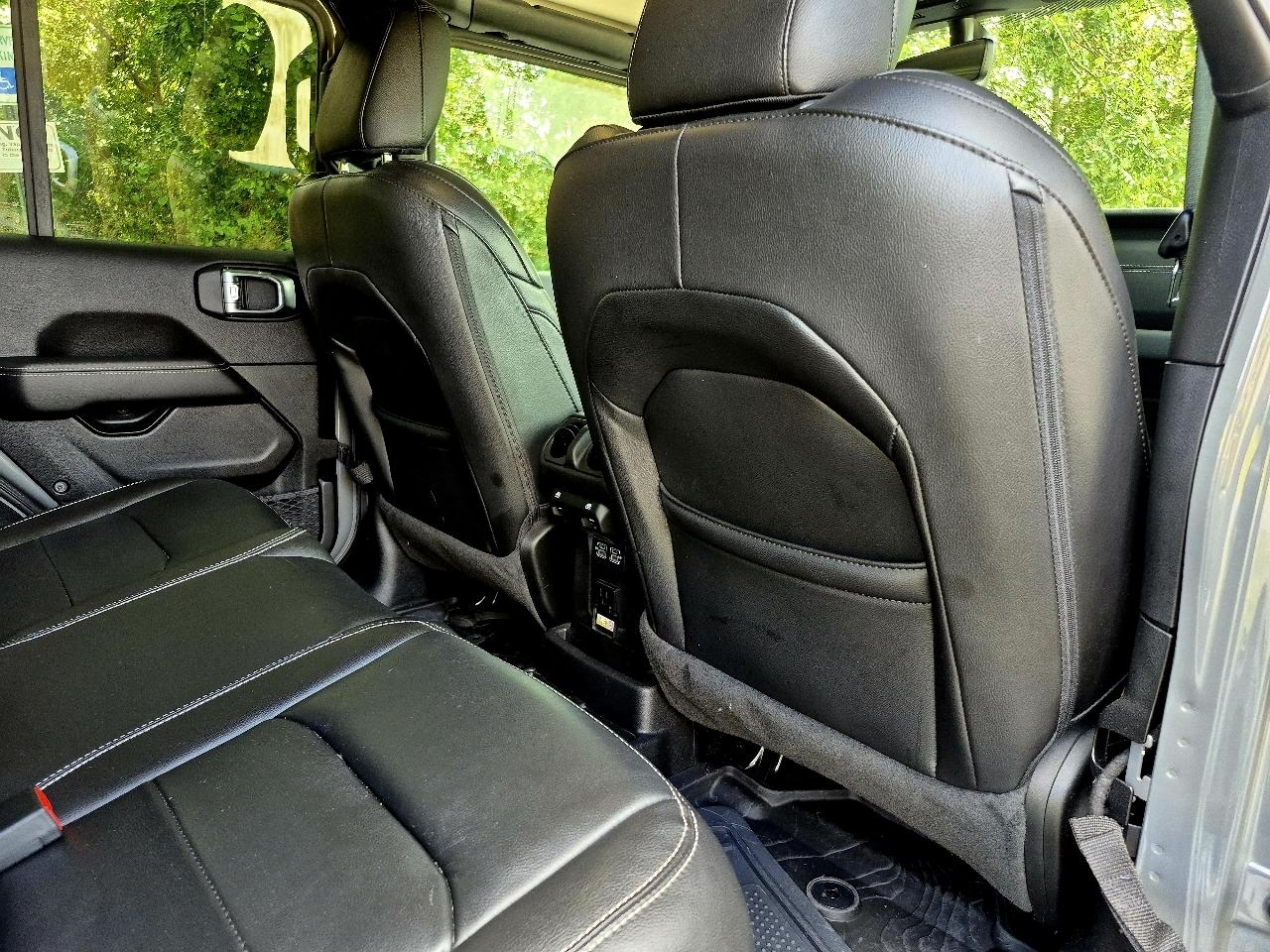Jeep Wrangler Unlimited Sahara 4D SUV 4WD 2023