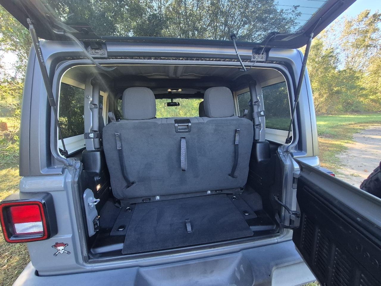Jeep Wrangler Willys Sport 2021