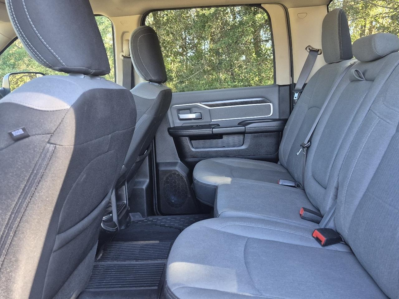 RAM 3500 Big Horn Crew Cab SWB 4WD 2019