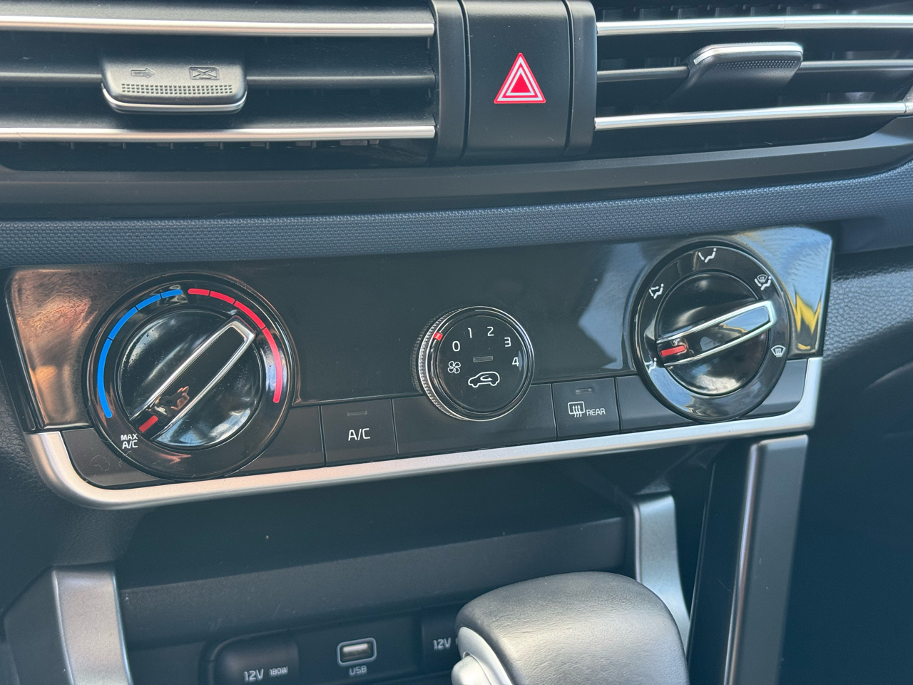 2021 Kia Seltos S photo 17