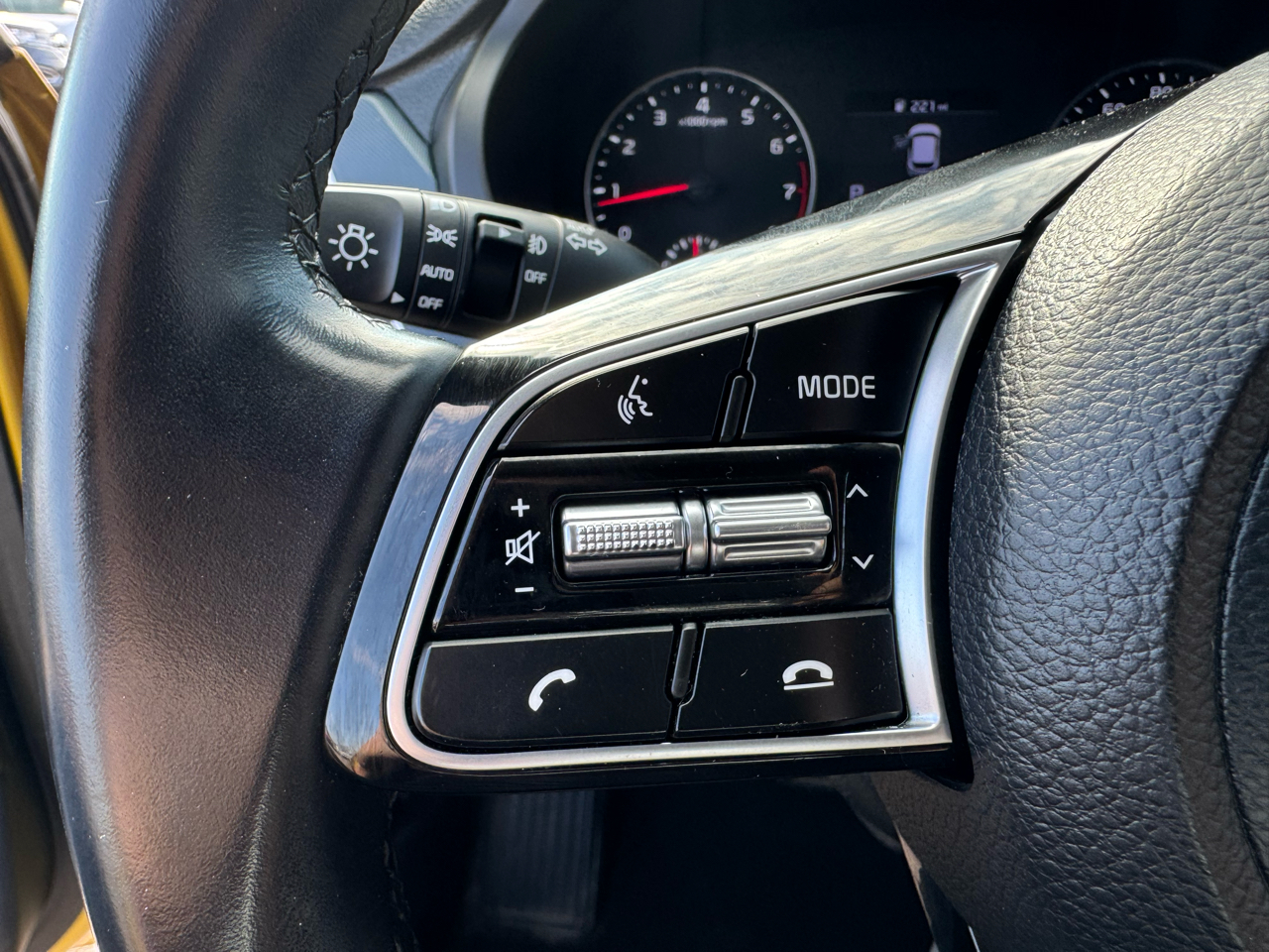 2021 Kia Seltos S photo 21
