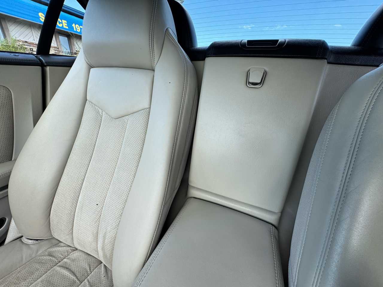 2006 Cadillac XLR photo 13
