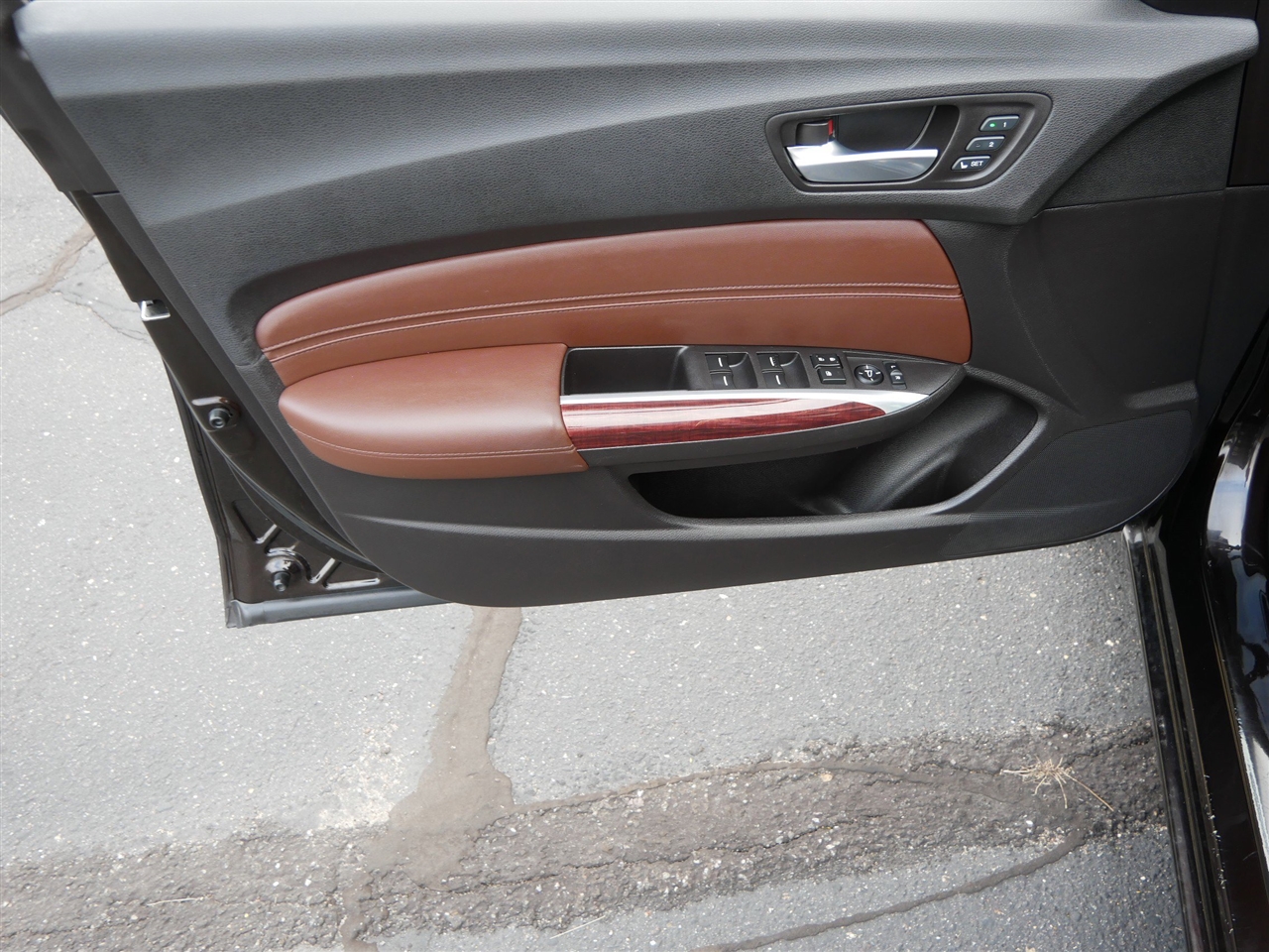 Acura TLX 9-Spd AT w/Technology Package 2016 Acura TLX 9-Spd AT w/Technology Package 2016