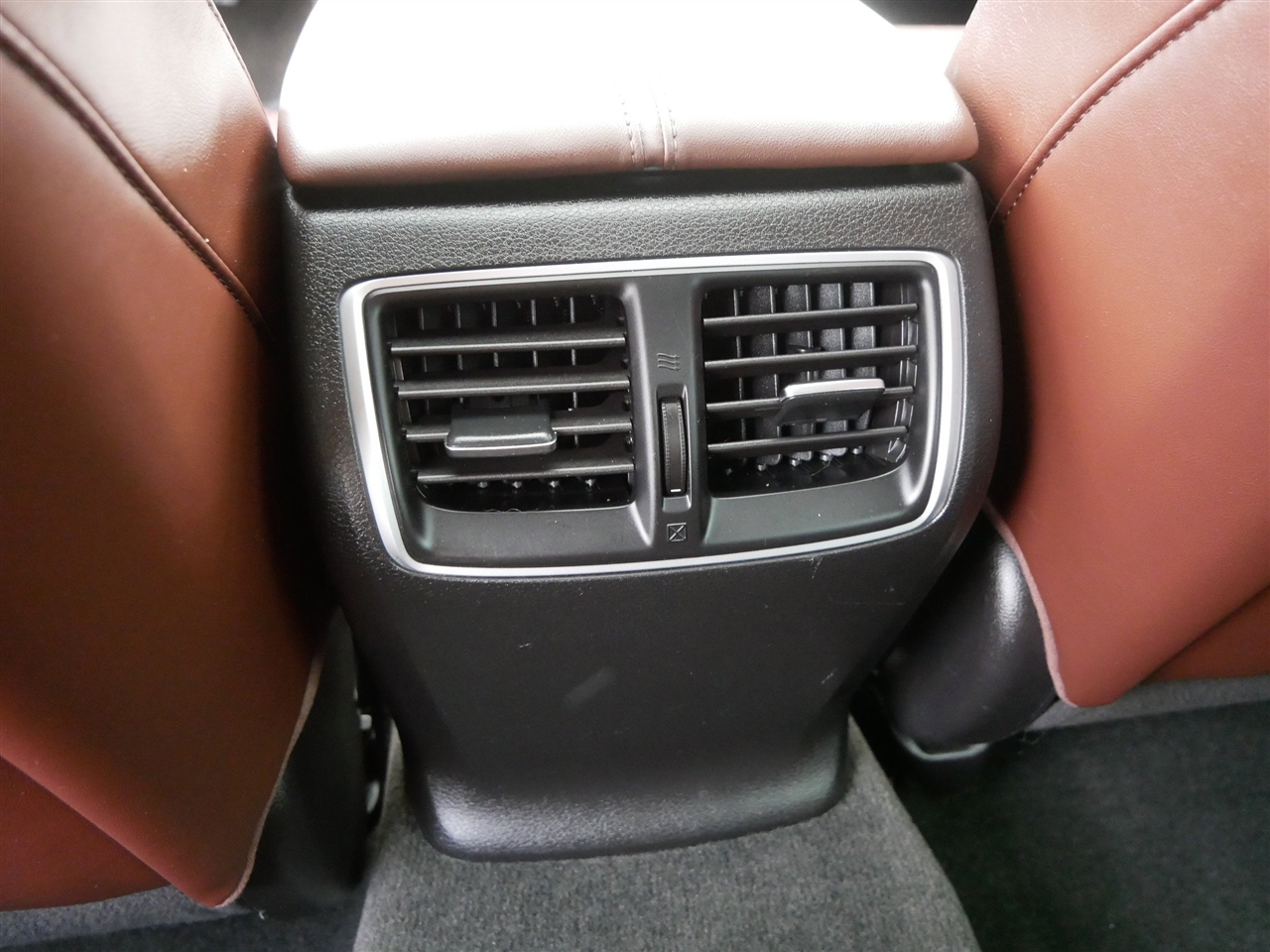 Acura TLX 9-Spd AT w/Technology Package 2016 Acura TLX 9-Spd AT w/Technology Package 2016