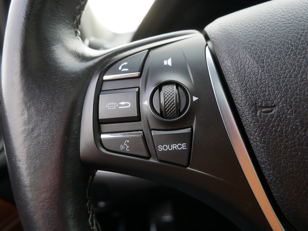 Acura TLX 9-Spd AT w/Technology Package 2016 Acura TLX 9-Spd AT w/Technology Package 2016