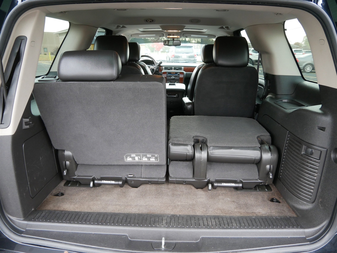 Chevrolet Tahoe LT 4WD 2011 Chevrolet Tahoe LT 4WD 2011