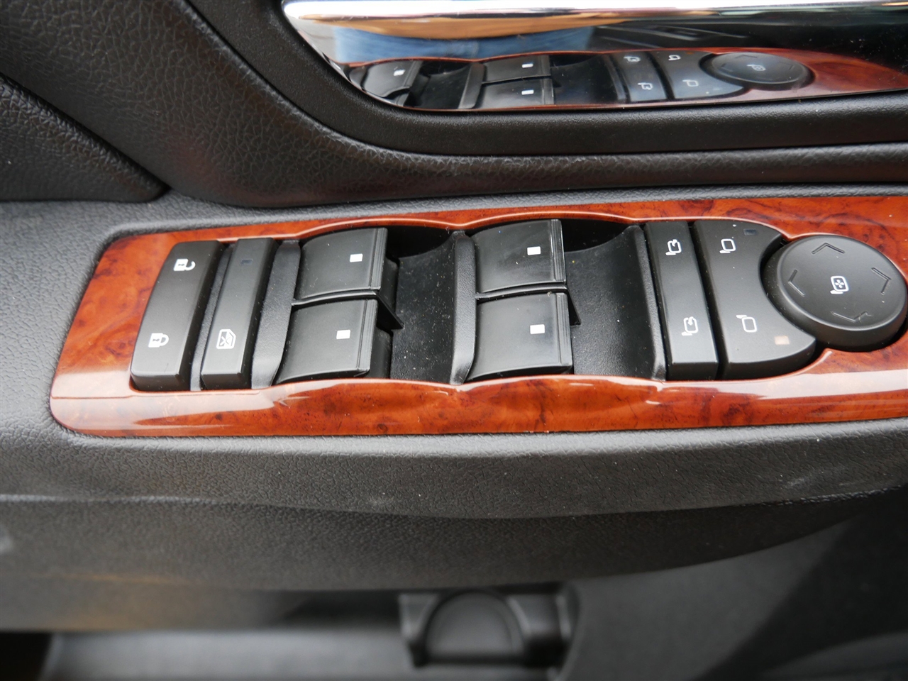 Chevrolet Tahoe LT 4WD 2011 Chevrolet Tahoe LT 4WD 2011