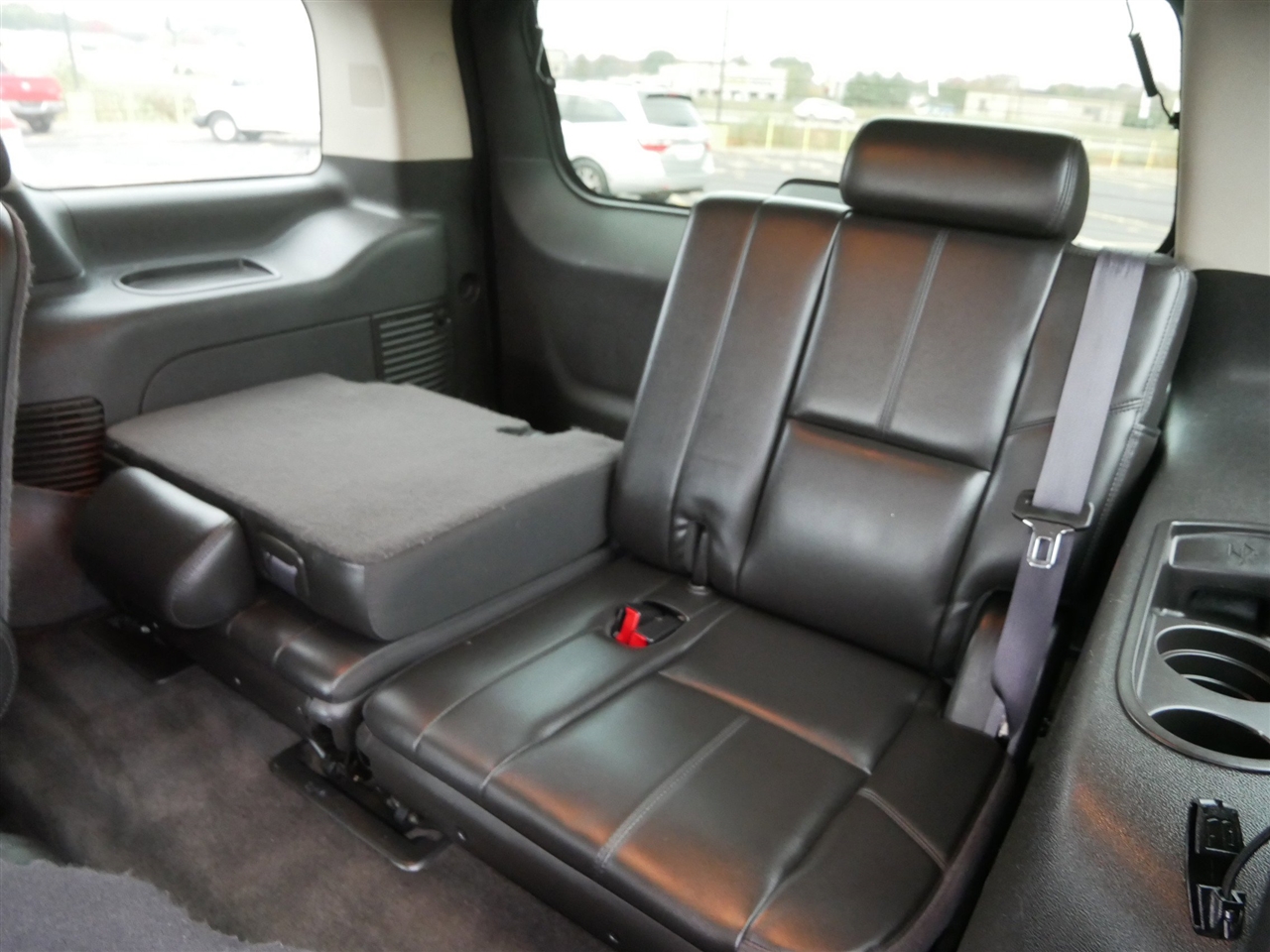 Chevrolet Tahoe LT 4WD 2011 Chevrolet Tahoe LT 4WD 2011