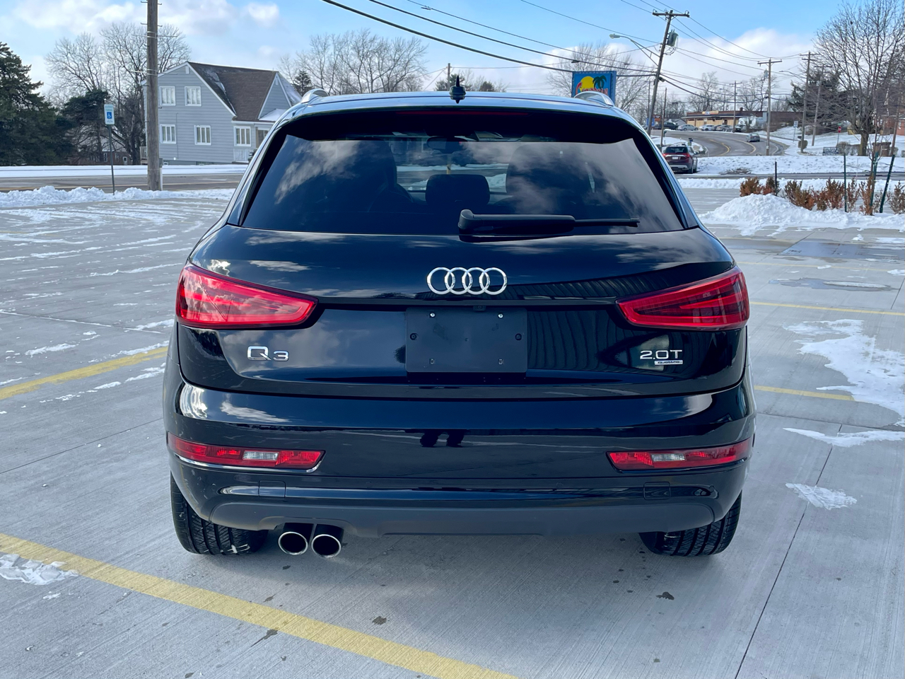 Audi Q3 2.0T quattro Premium Plus 2015