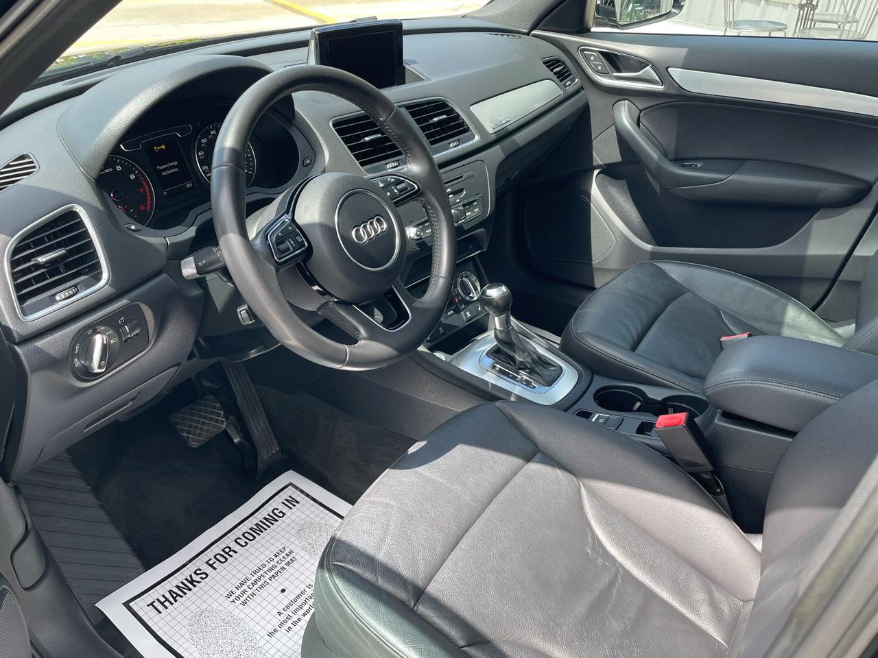 Audi Q3 2.0T quattro Premium Plus 2015