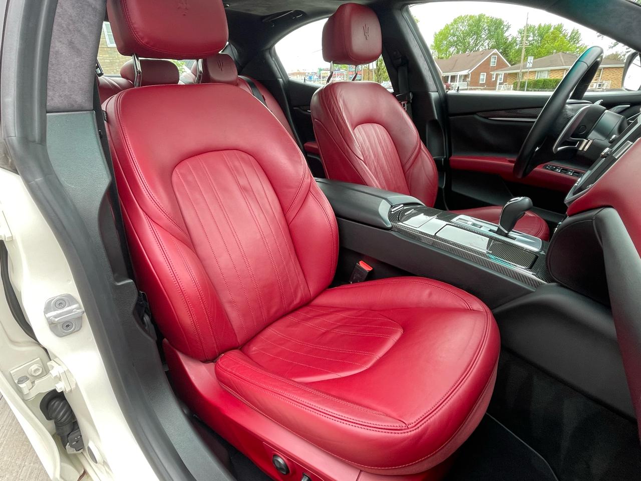 Maserati Ghibli  2014