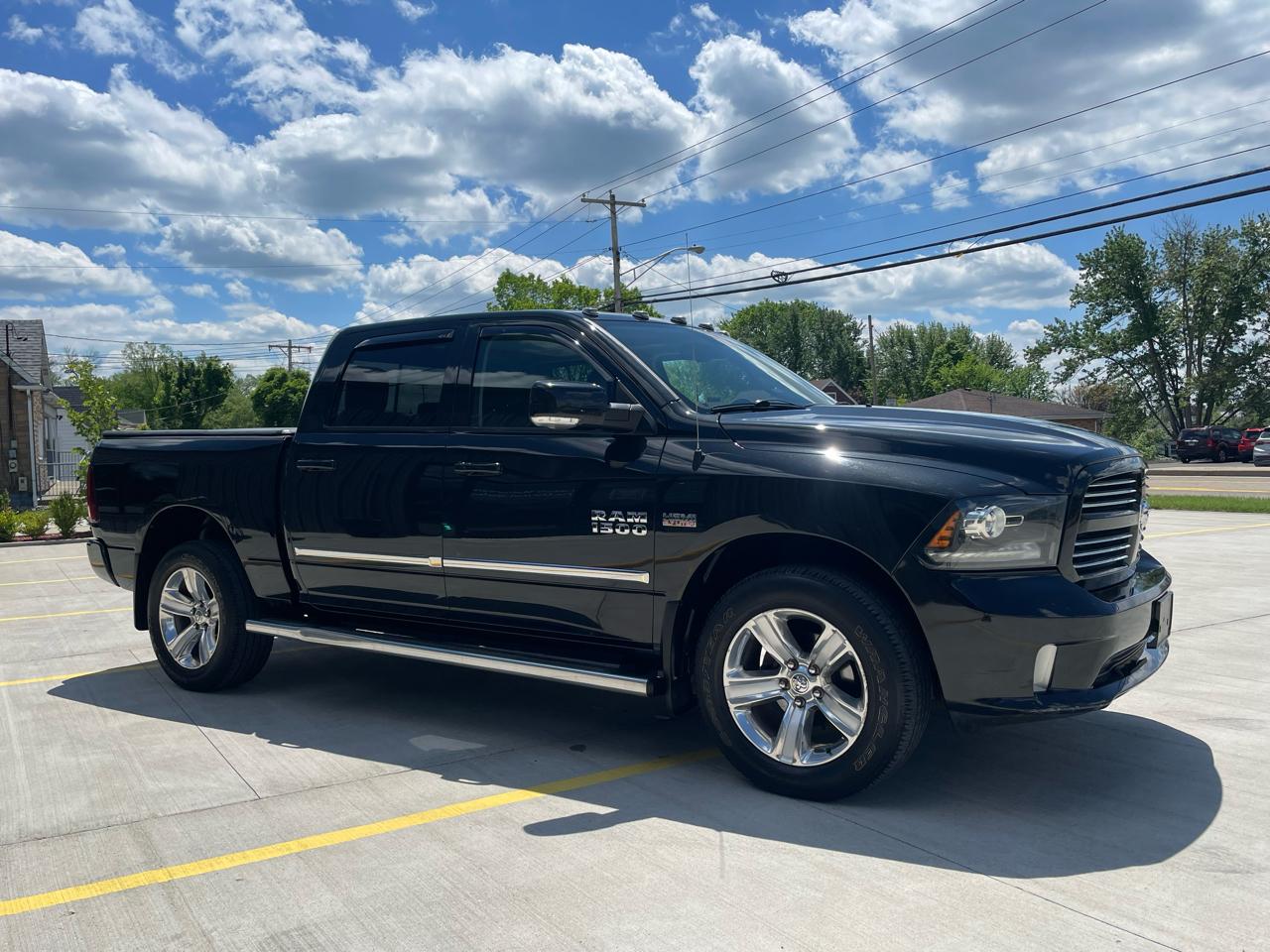 RAM 1500 Sport Crew Cab SWB 4WD 2016