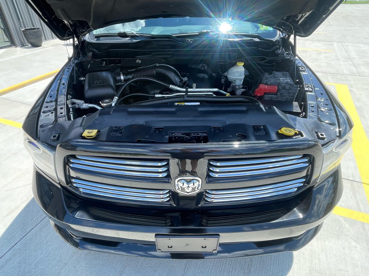 RAM 1500 Sport Crew Cab SWB 4WD 2016