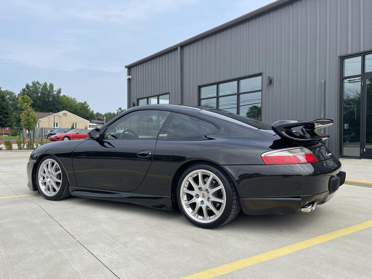 Porsche 911 photo 3