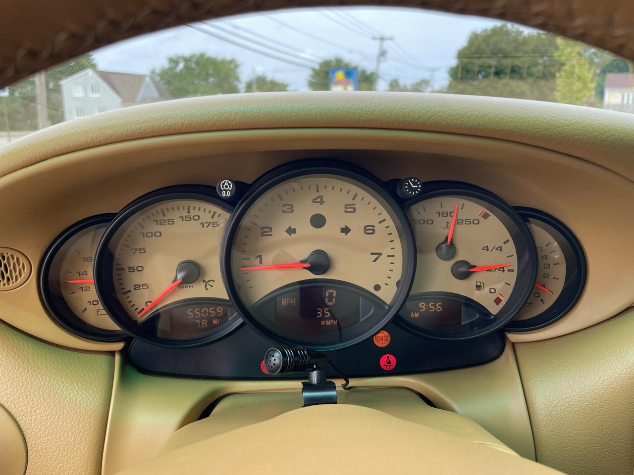 Porsche 911 photo 6