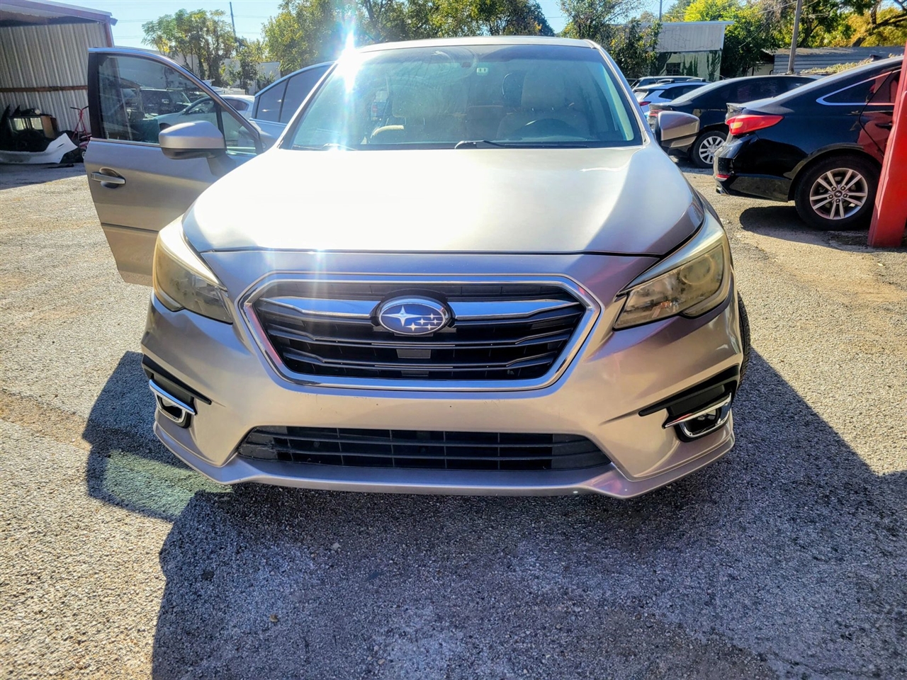 2018 Subaru Legacy 2.5i Premium Sedan 4D