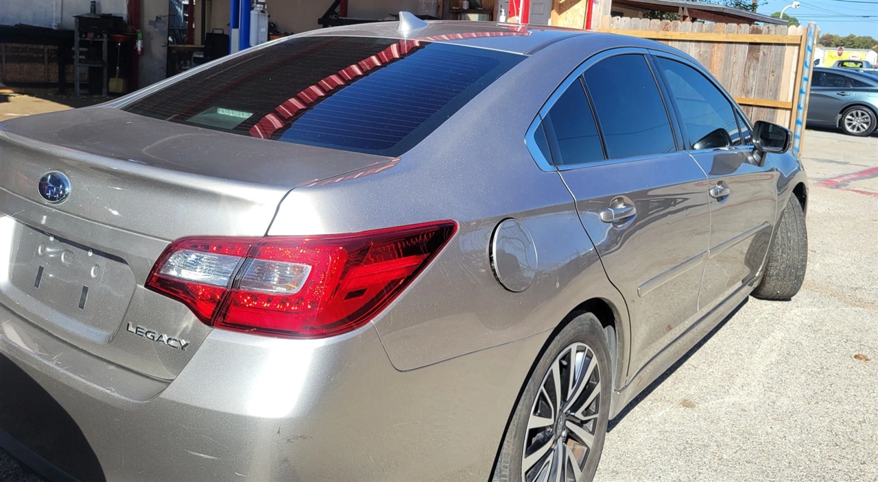 Subaru Legacy  2018