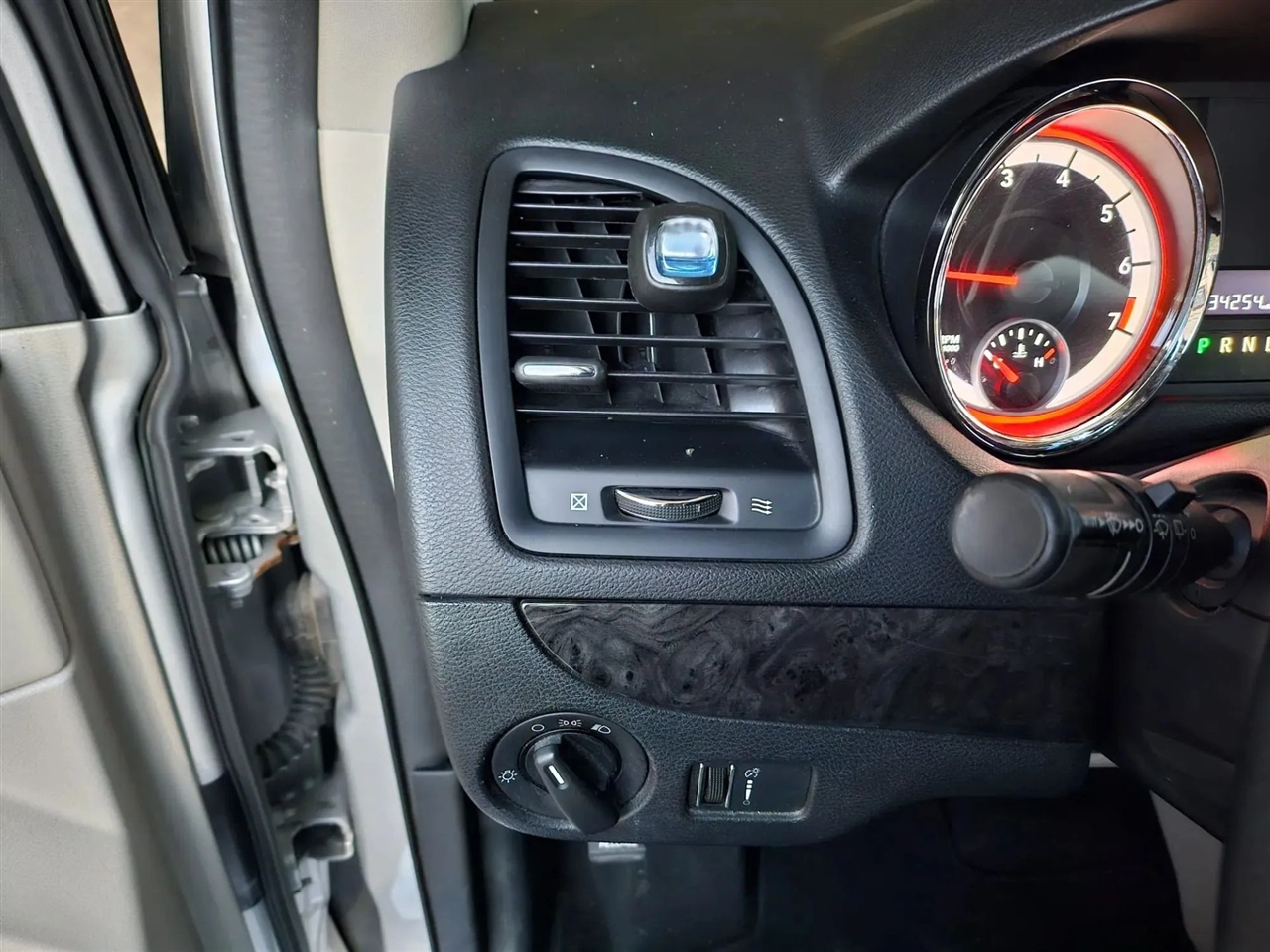 Dodge Grand Caravan  2012