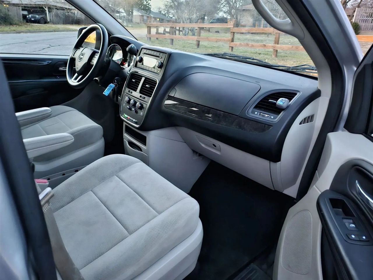 Dodge Grand Caravan  2012