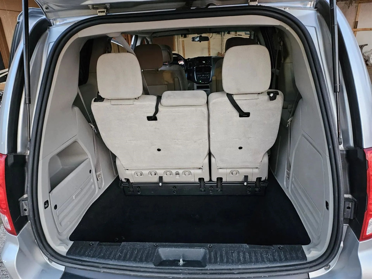 Dodge Grand Caravan  2012