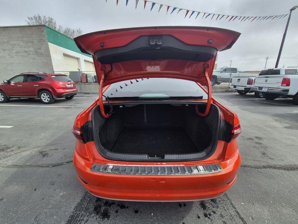 Volkswagen Jetta  2019