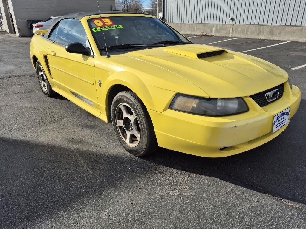 Ford Mustang  2003