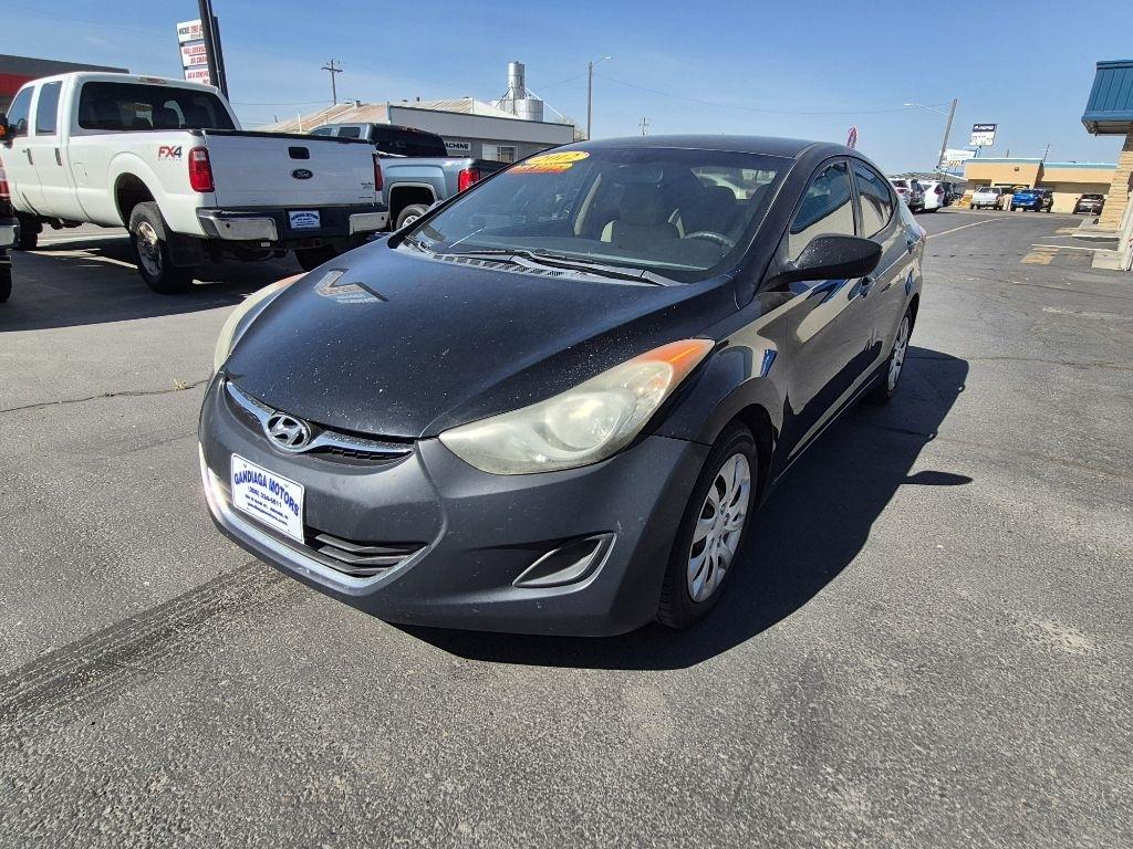 Hyundai Elantra  2012