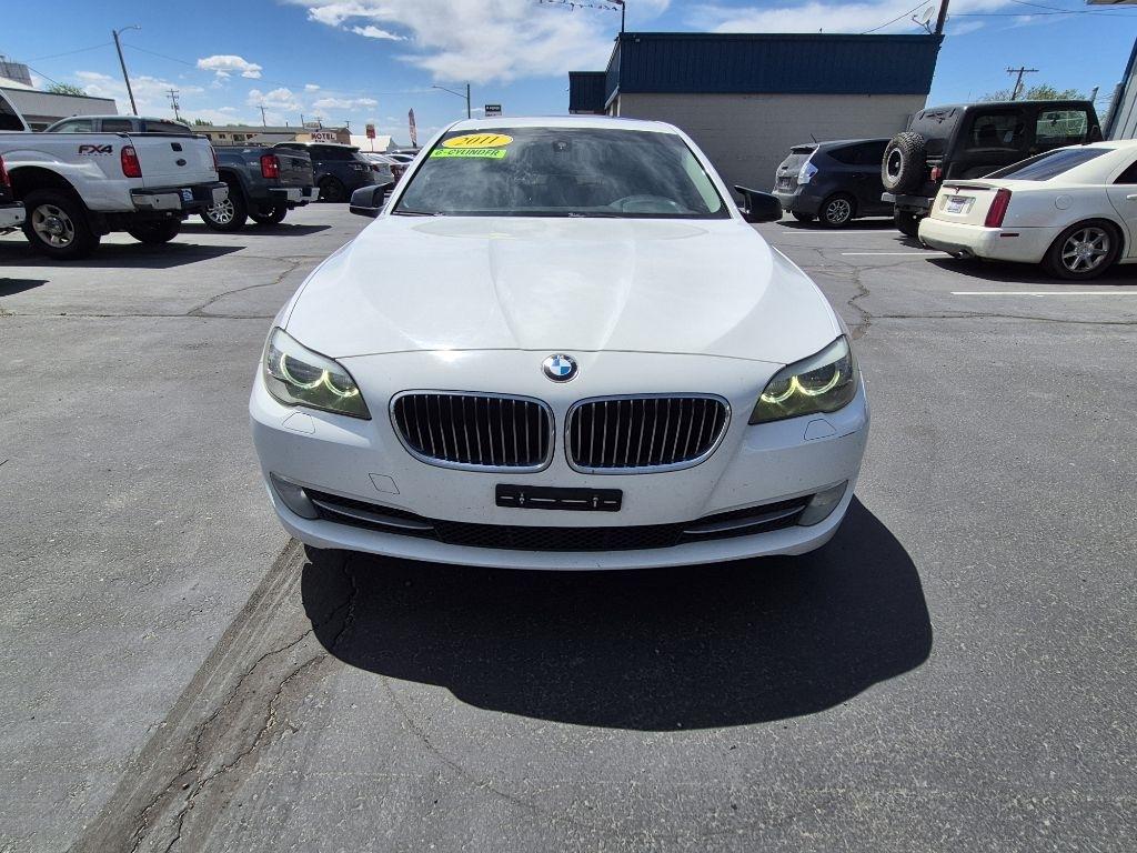 BMW 5-Series  2011