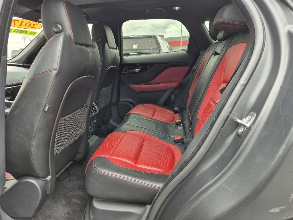 Jaguar F-Pace  2017