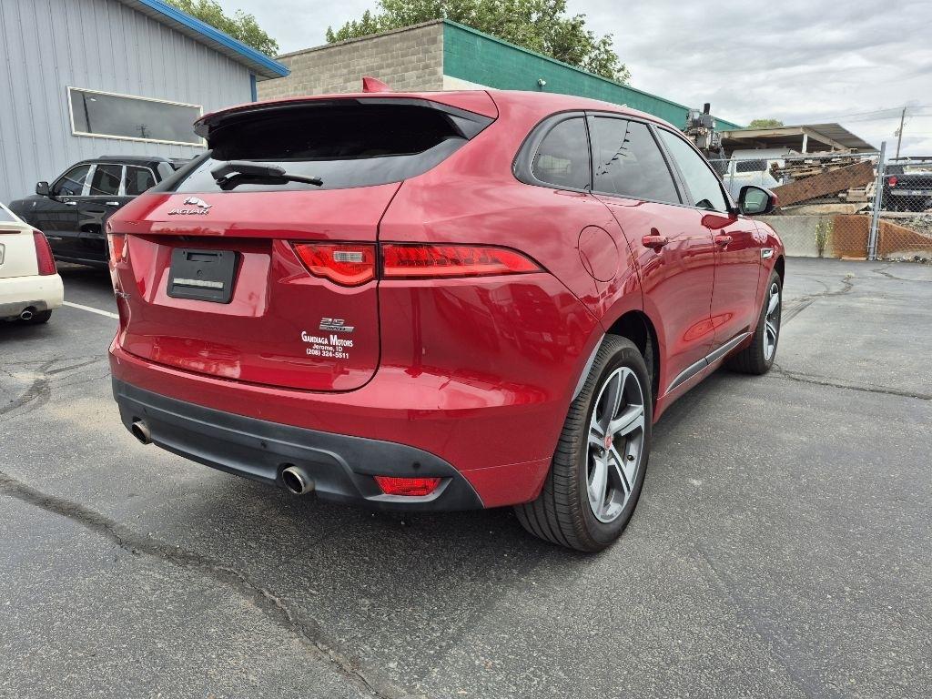 Jaguar F-Pace  2017