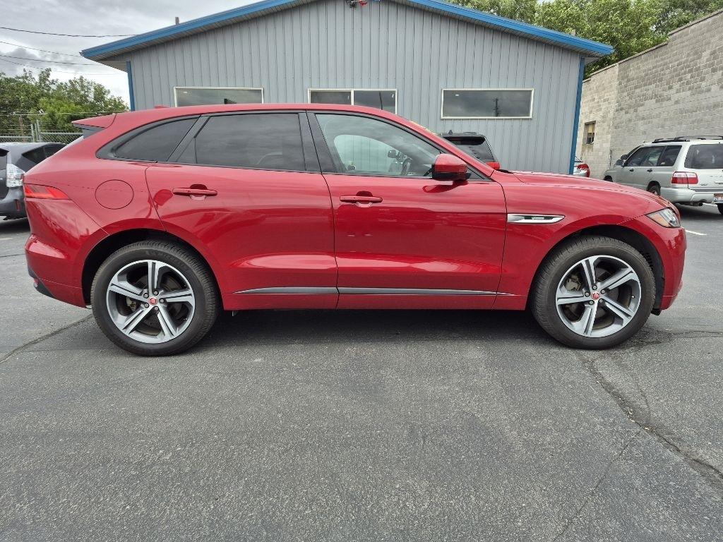 Jaguar F-Pace  2017