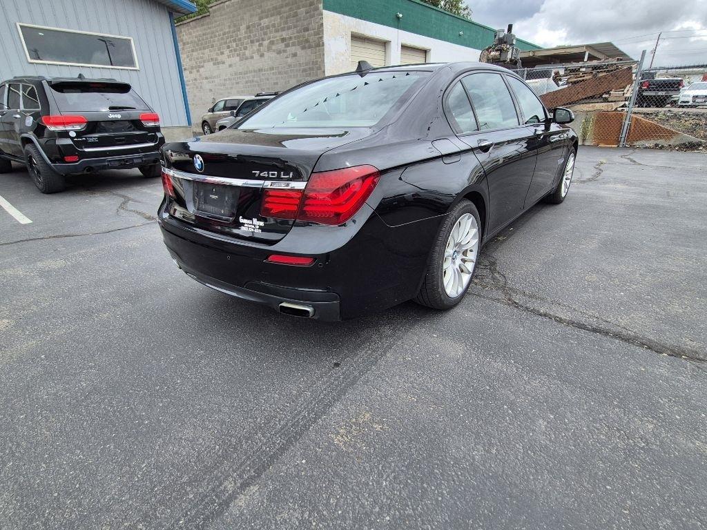 BMW 7 Series  2014