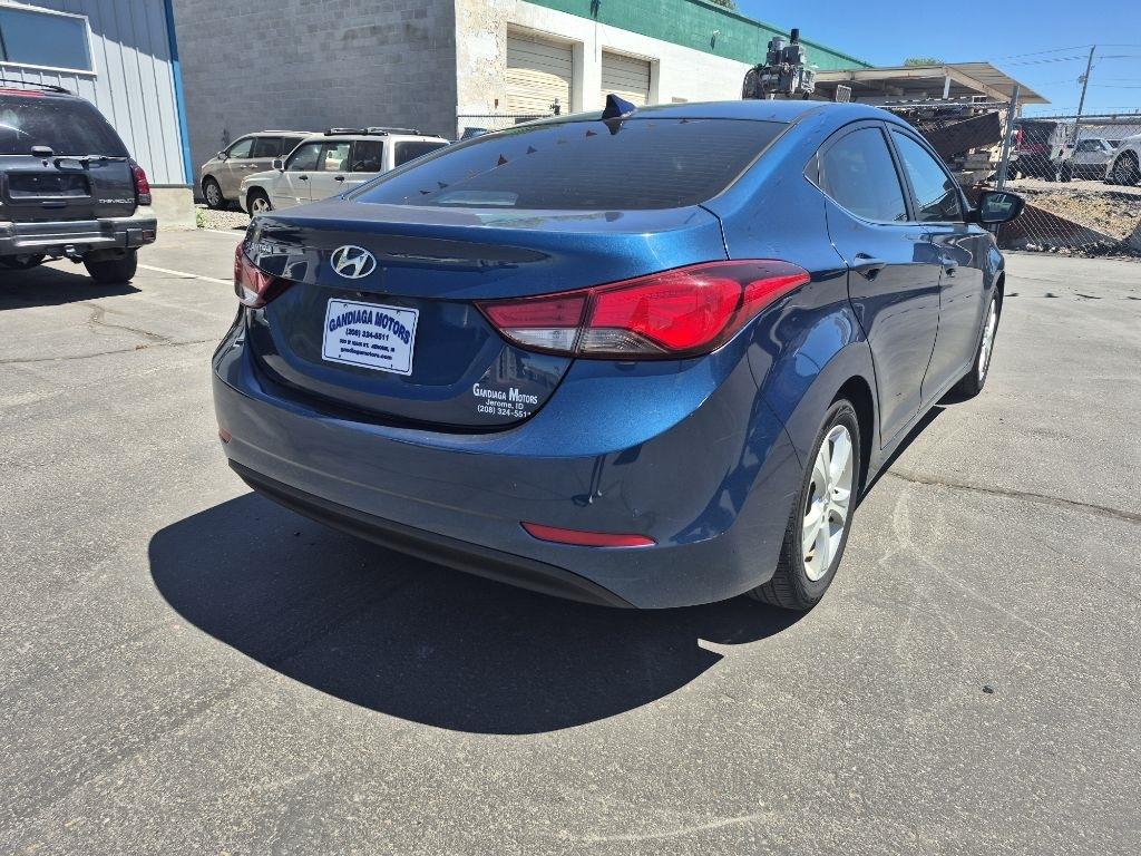 Hyundai Elantra  2016