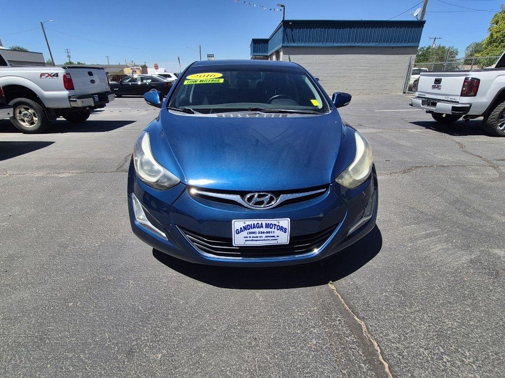 Hyundai Elantra  2016
