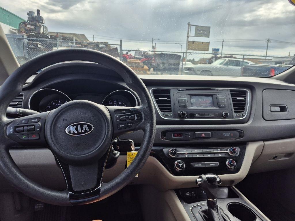Kia Sedona  2016