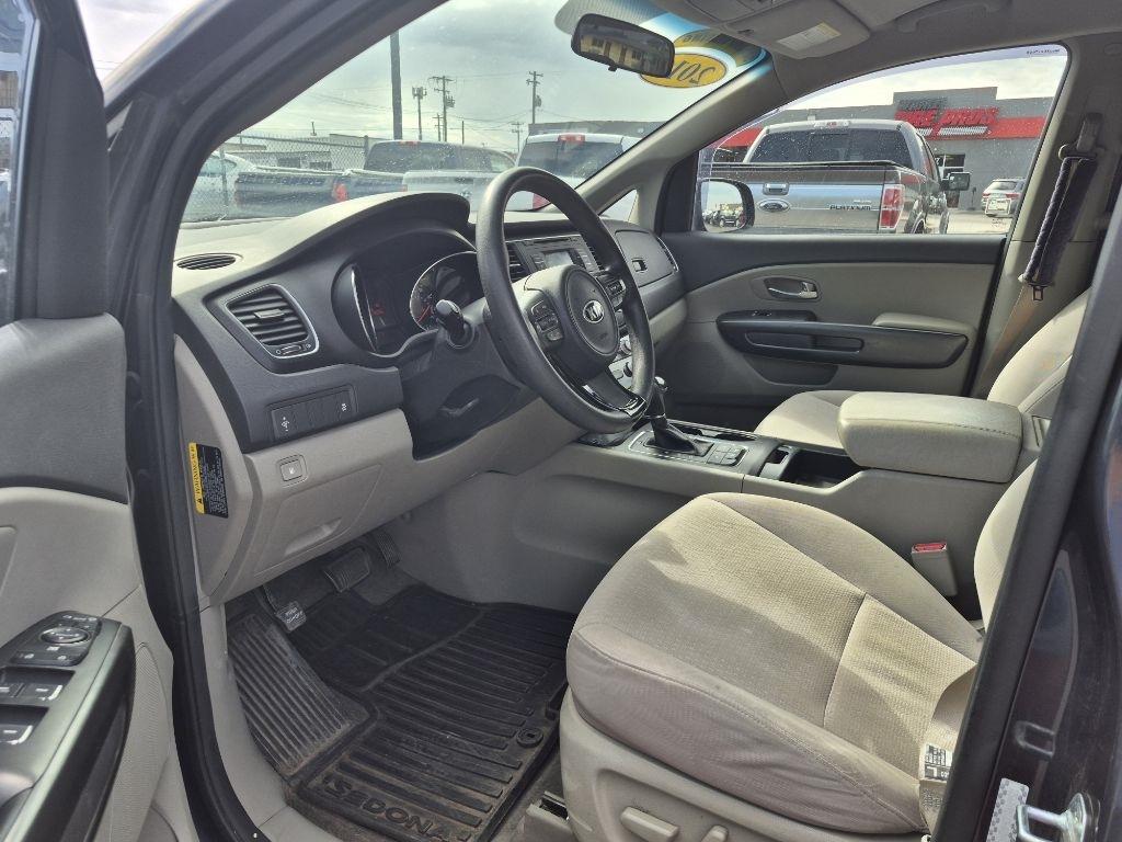 Kia Sedona  2016