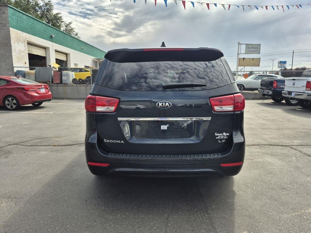 Kia Sedona  2016